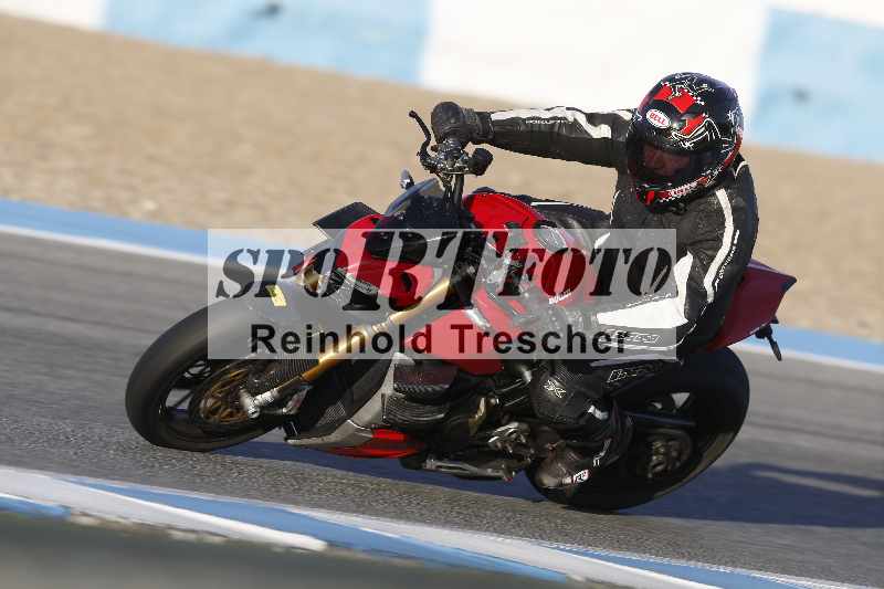 Archiv-2025/02 28.-31.01.2025 Moto Center Thun Jerez/gruen-green/82